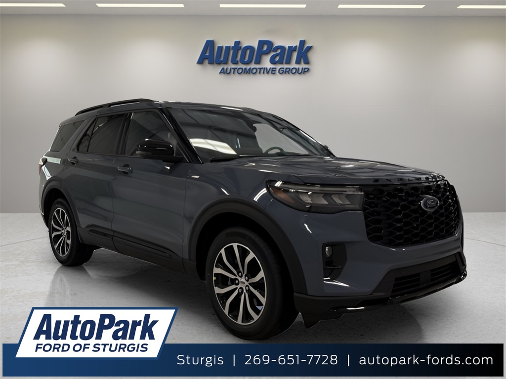 2026 Ford Explorer ST-LINE's photo
