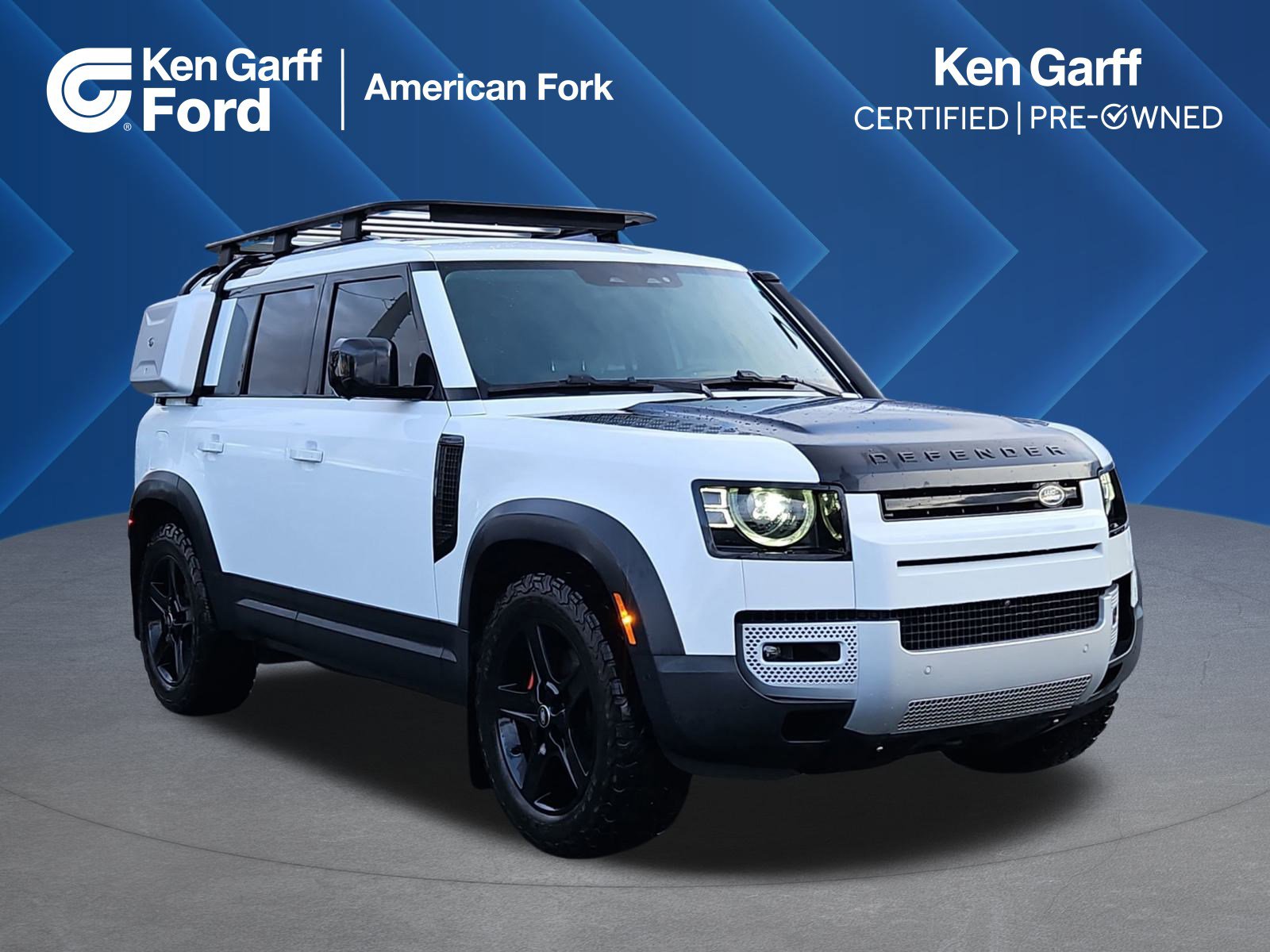 2023 Land Rover Defender SE