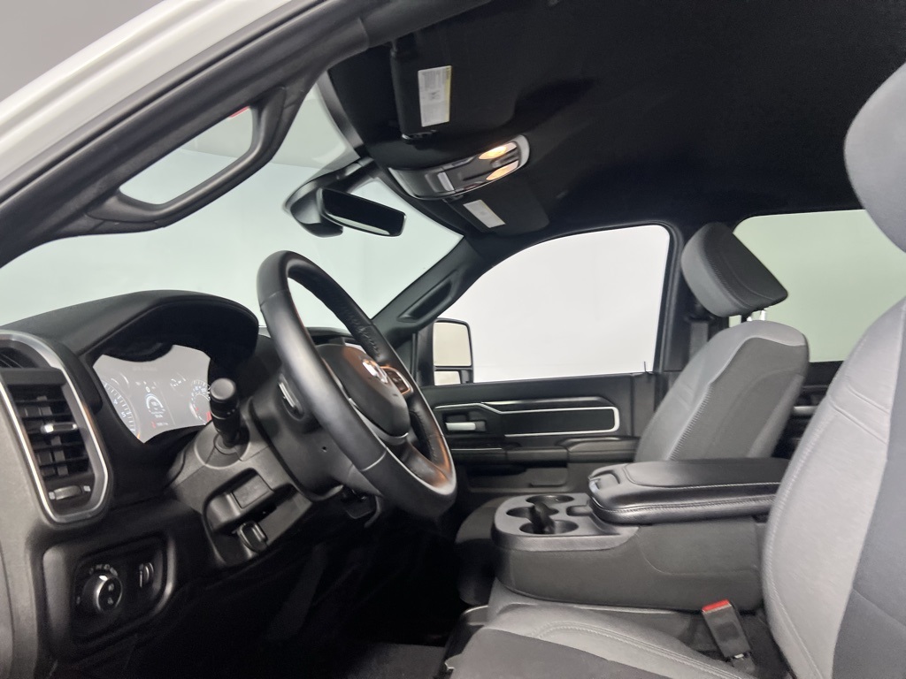 2024 Ram 2500 Big Horn photo 17