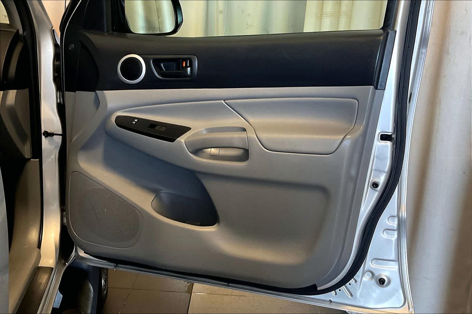2013 Toyota Tacoma photo 11