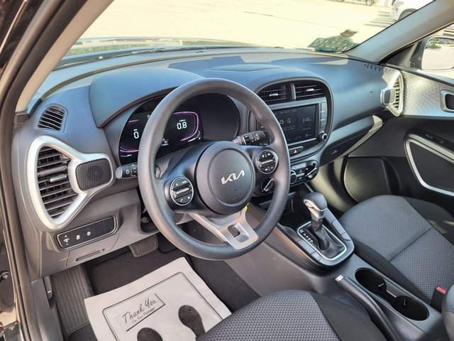 2025 Kia Soul LX photo 10