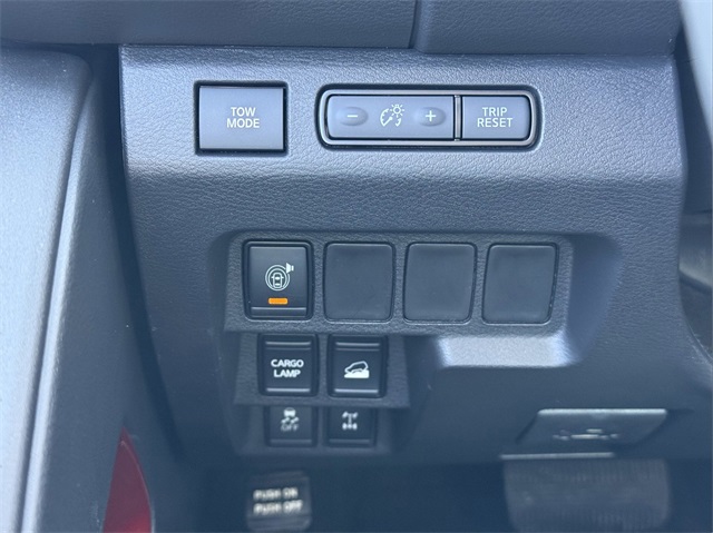 2025 Nissan Frontier PRO-4X photo 28