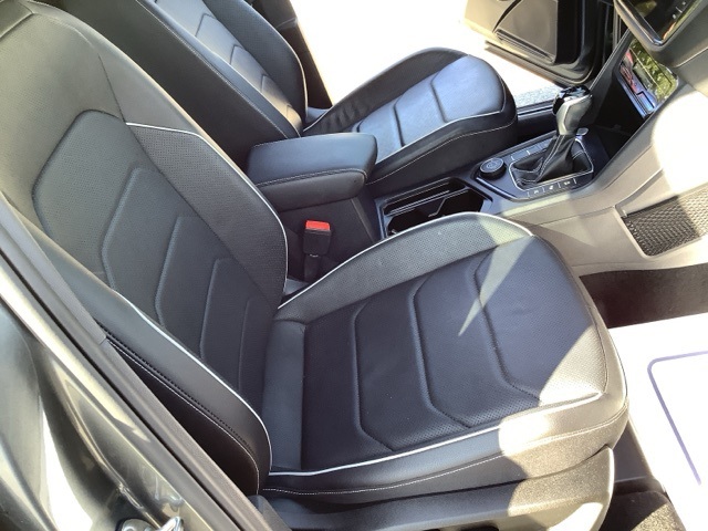 2022 Volkswagen Tiguan SEL R-Line Black photo 19