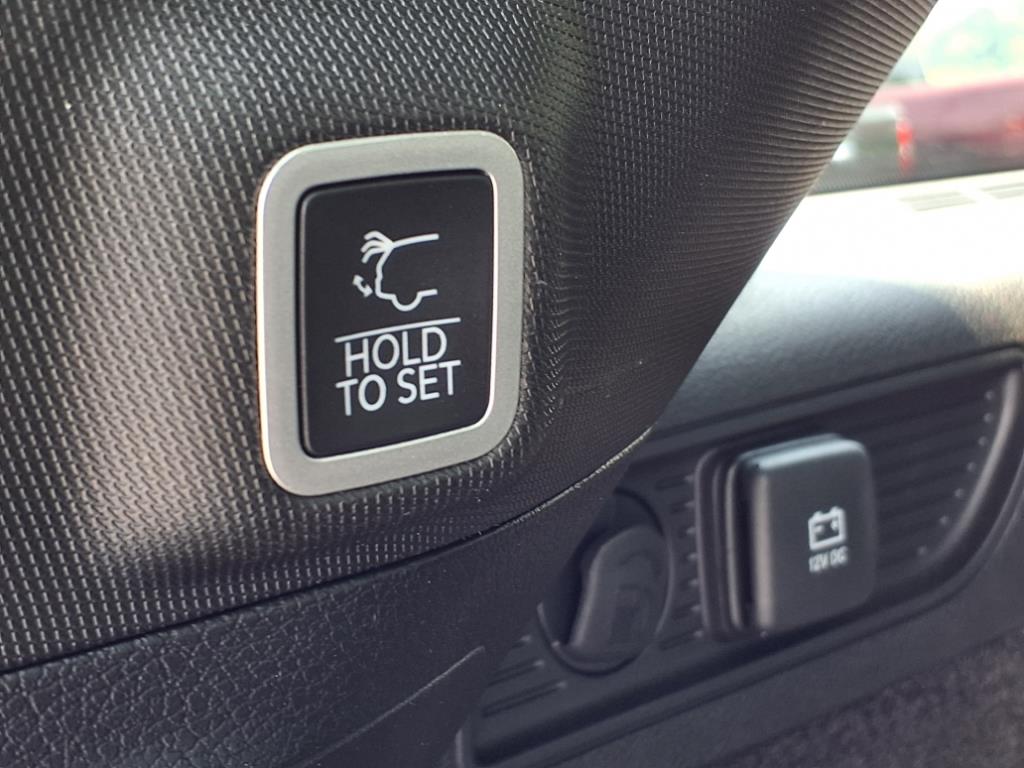 2022 Jeep Grand Cherokee Overland 4xe photo 13