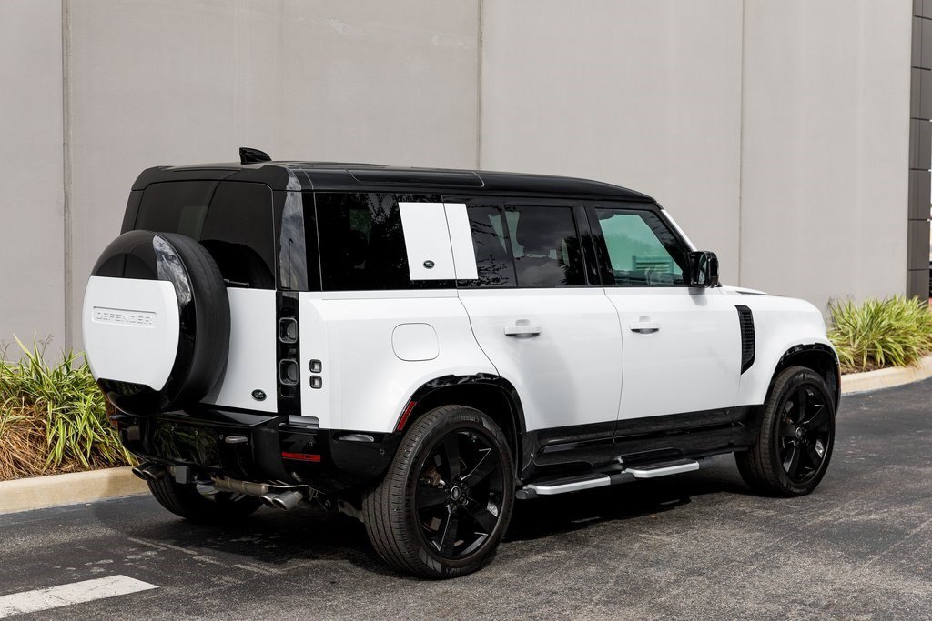 2023 Land Rover Defender 110 V8 110 Carpathian Edition photo 4