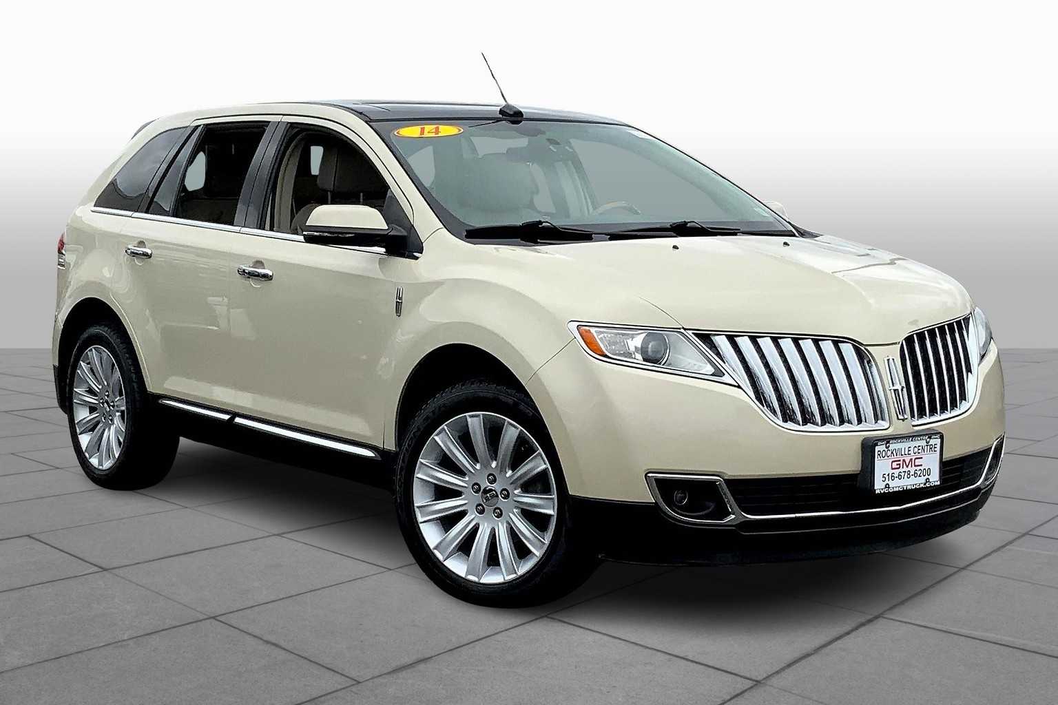 Used 2014 Lincoln MKX Base with VIN 2LMDJ8JK5EBL19848 for sale in Rockville Centre, NY