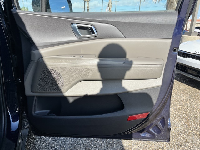 2026 Kia Carnival EX photo 19