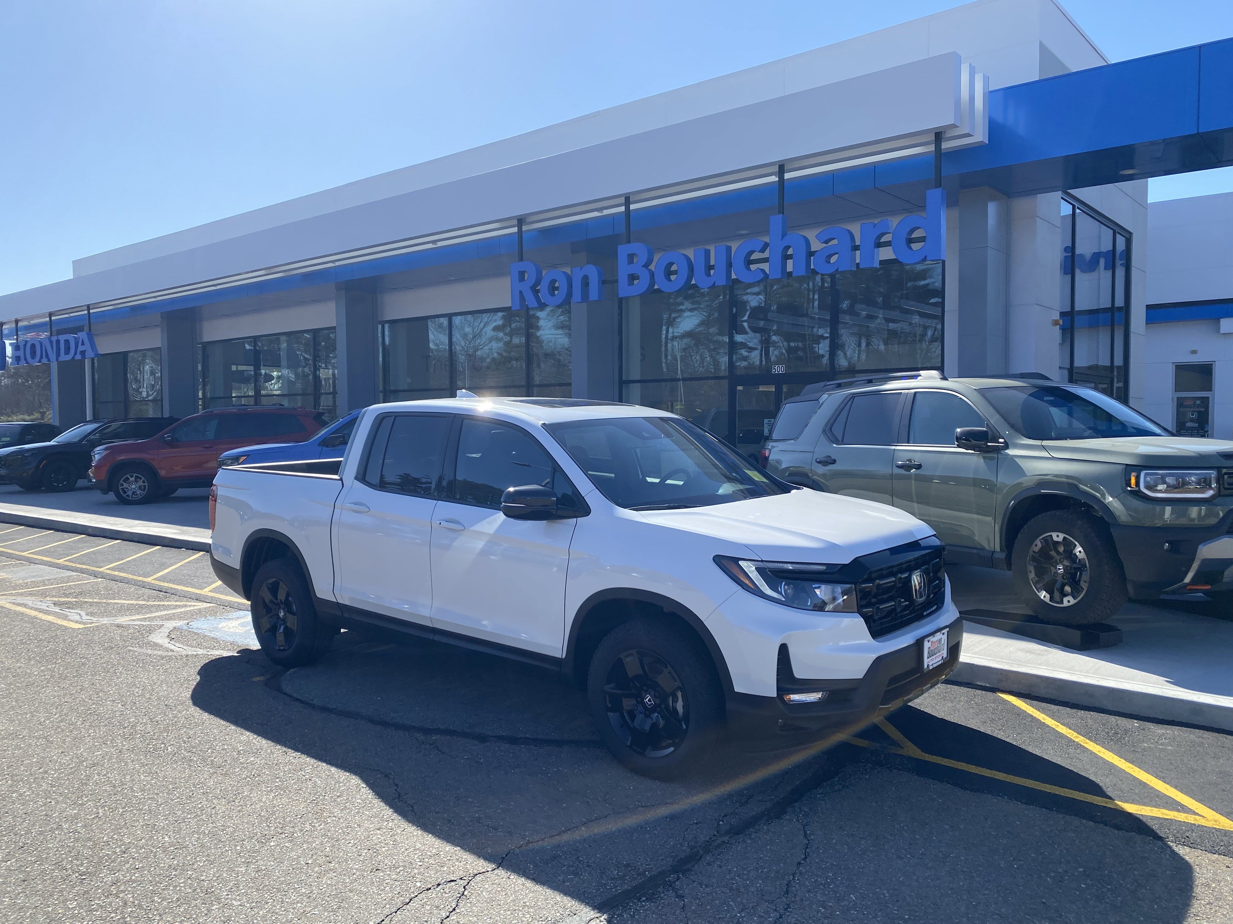 2025 Honda Ridgeline Black Edition's photo