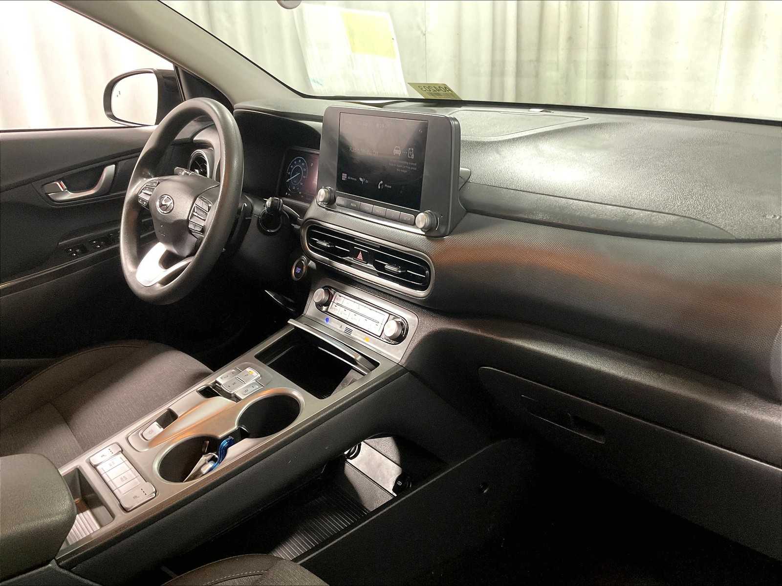 2023 Hyundai Kona Electric SE photo 13