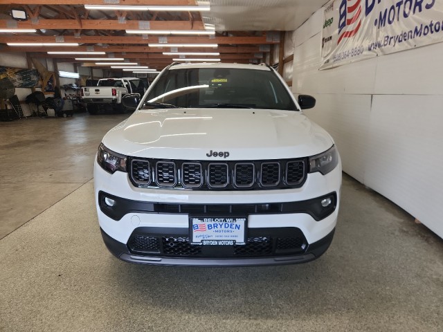 2025 Jeep Compass Latitude photo 4