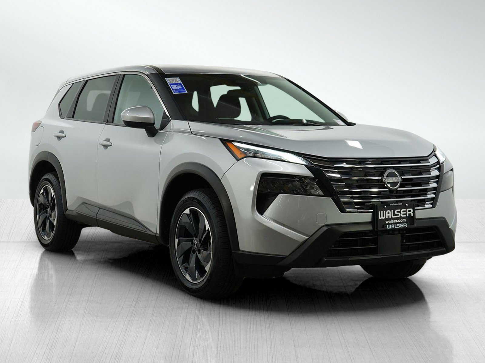 2024 Nissan Rogue SV photo 6