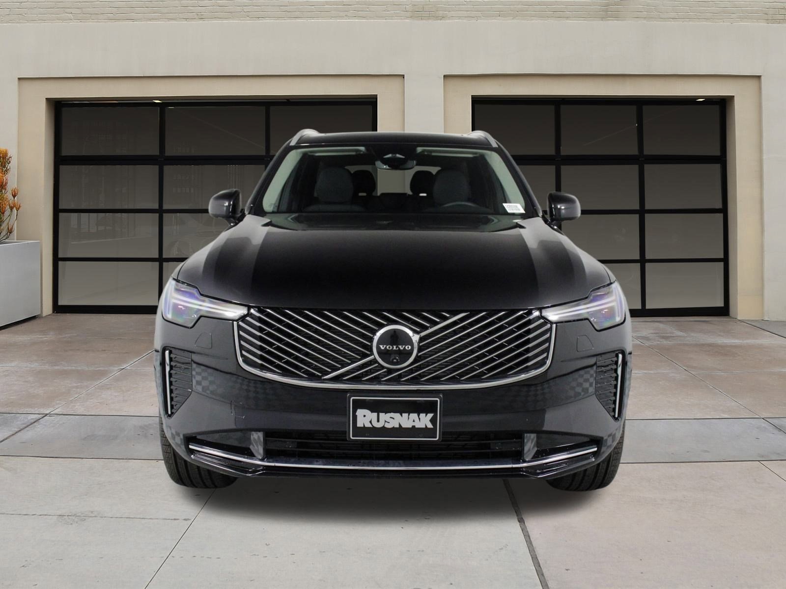 2026 Volvo XC90 B5 Plus photo 2
