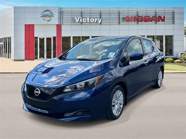 2023 Nissan Leaf S photo 6