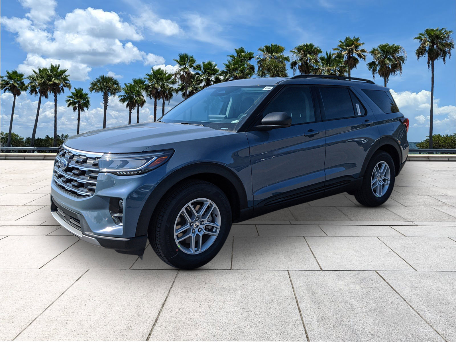 2026 Ford Explorer photo 4