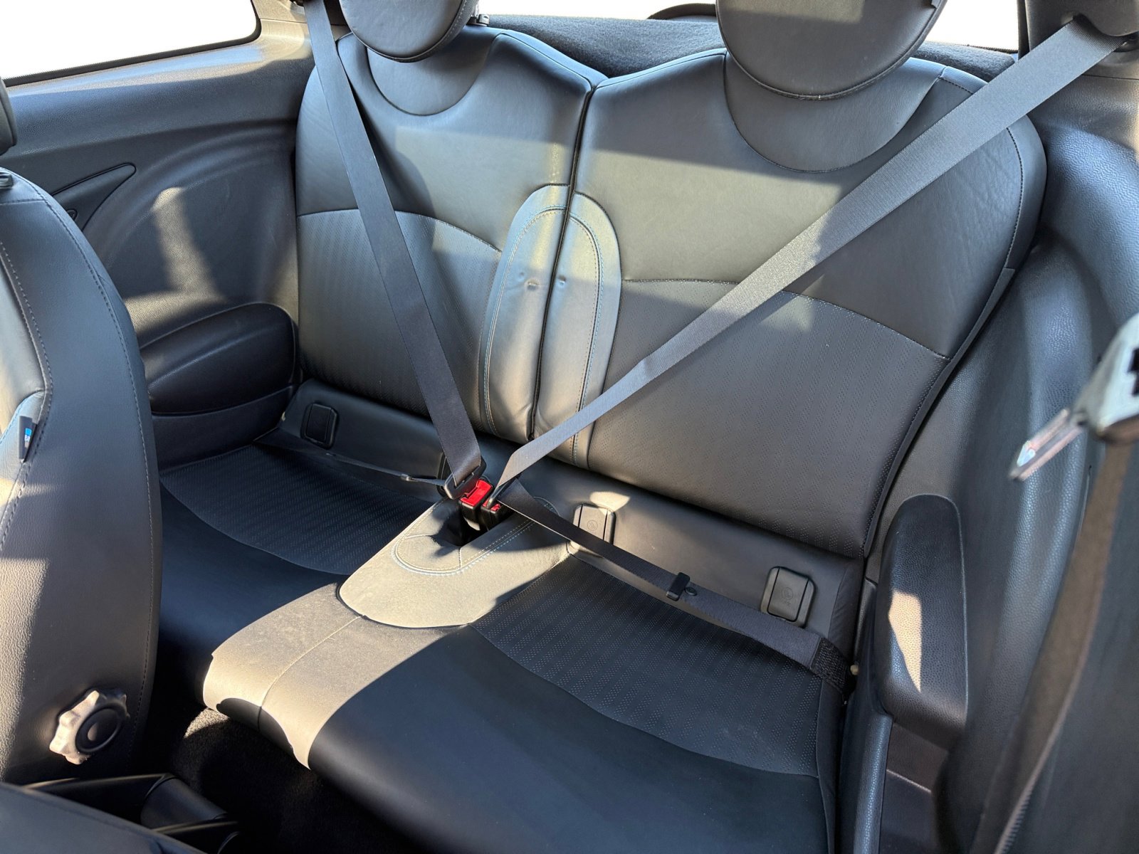 2012 Mini Cooper Hardtop S photo 16