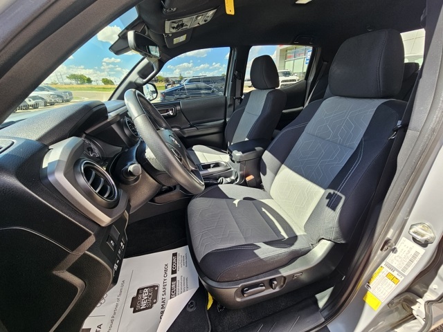 2021 Toyota Tacoma TRD Off-Road photo 15