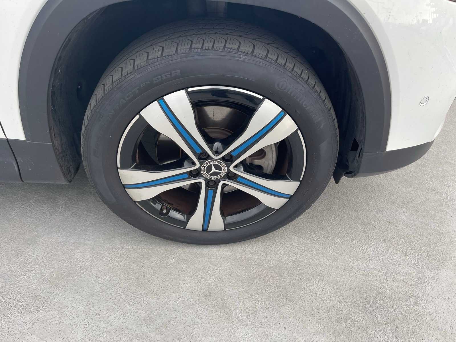 2022 Mercedes Benz EQB 300 4MATIC photo 3