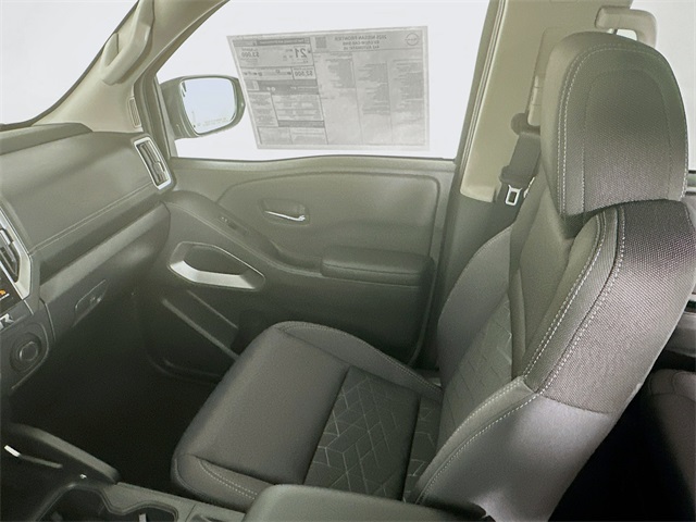 2025 Nissan Frontier SV photo 23