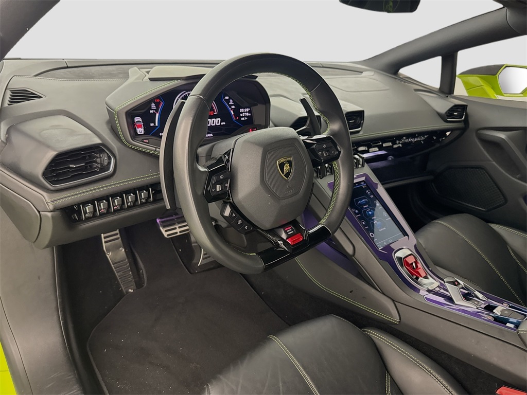 2020 Lamborghini Huracan Evo Spyder photo 9