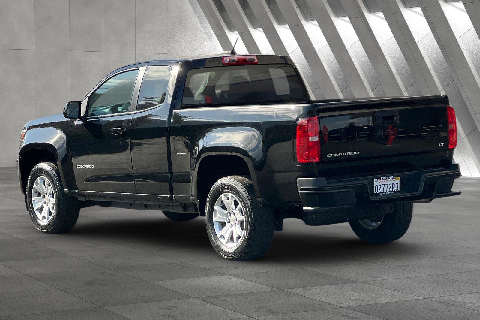 2022 Chevrolet Colorado LT photo 5
