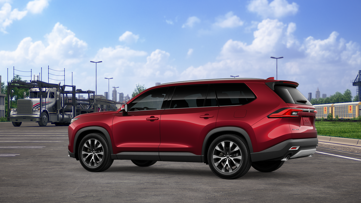 2026 Toyota Grand Highlander Hybrid MAX Limited AWD photo 4