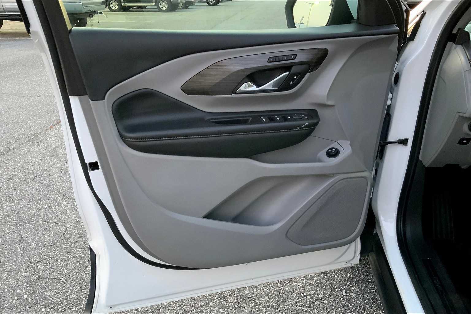 2024 Gmc Terrain SLT photo 19
