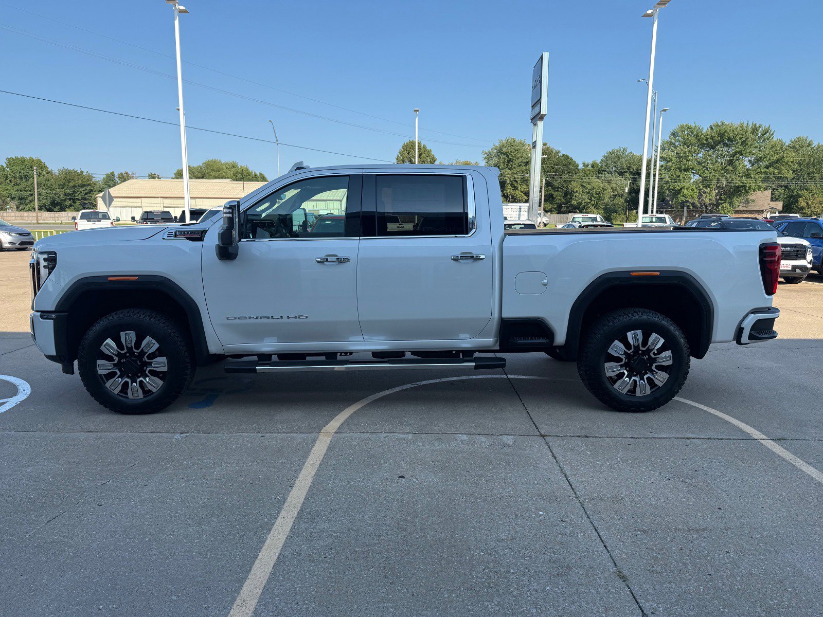 2025 Gmc Sierra 2500 HD Denali photo 5