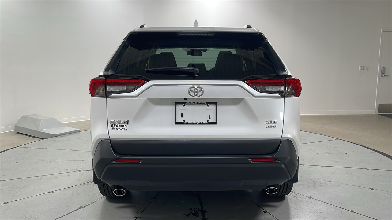 2025 Toyota RAV4 XLE Premium photo 3