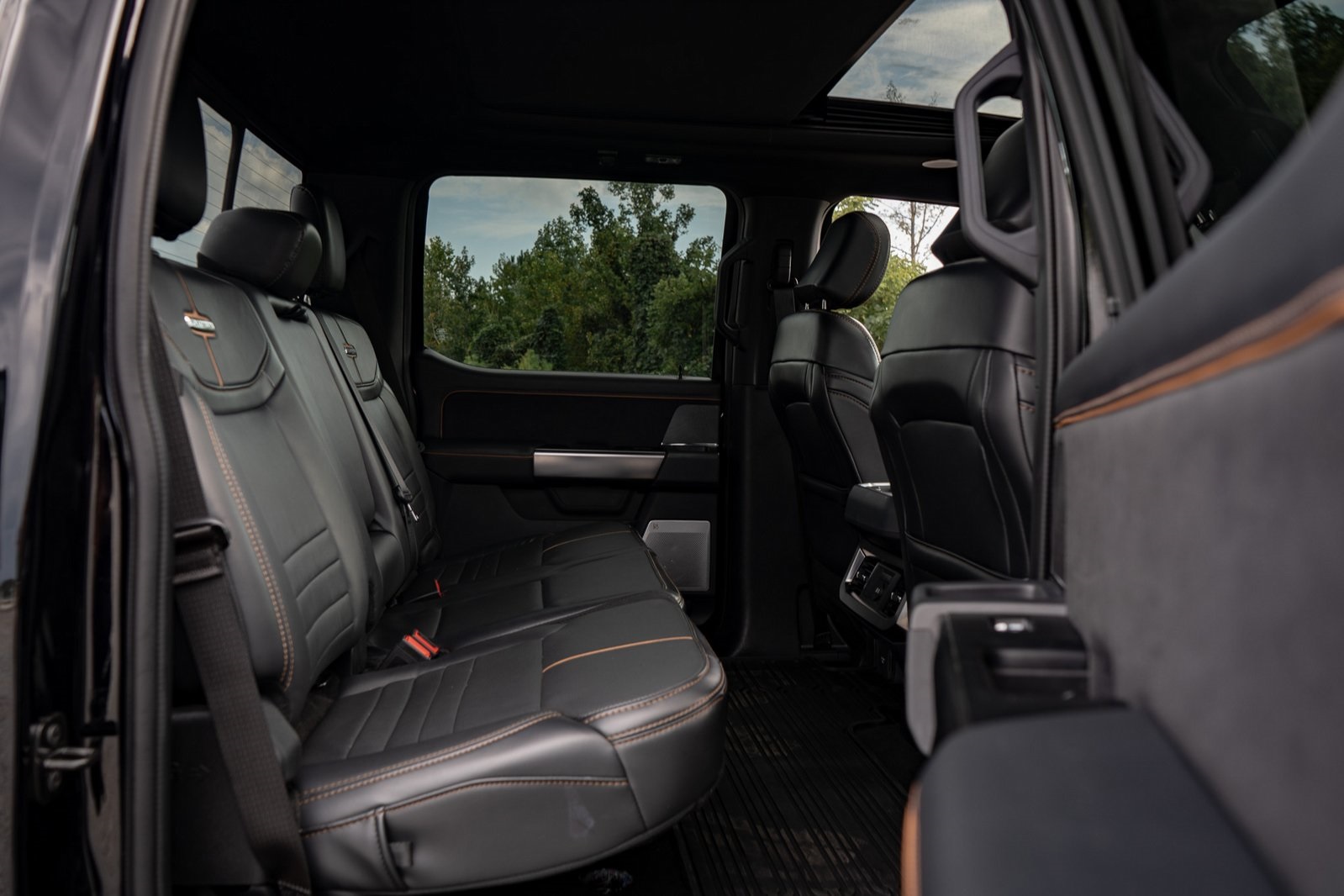 2024 Ford F-450 photo 33