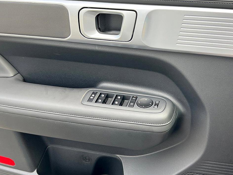 2025 Hyundai Santa Fe XRT photo 18