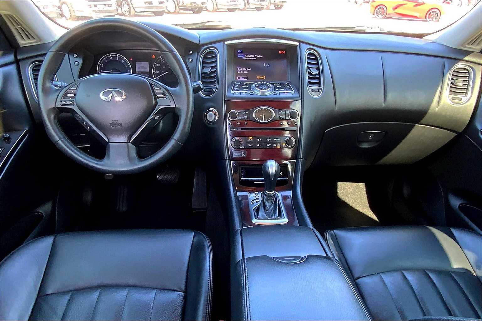 2017 Infiniti QX50 photo 14