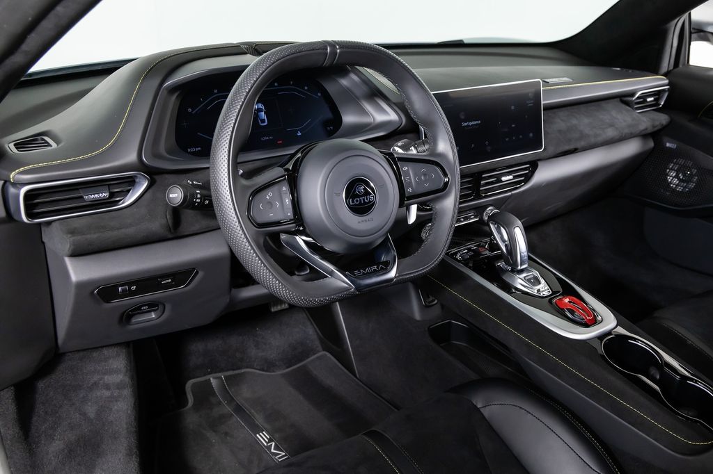 2024 Lotus Emira First Edition photo 4