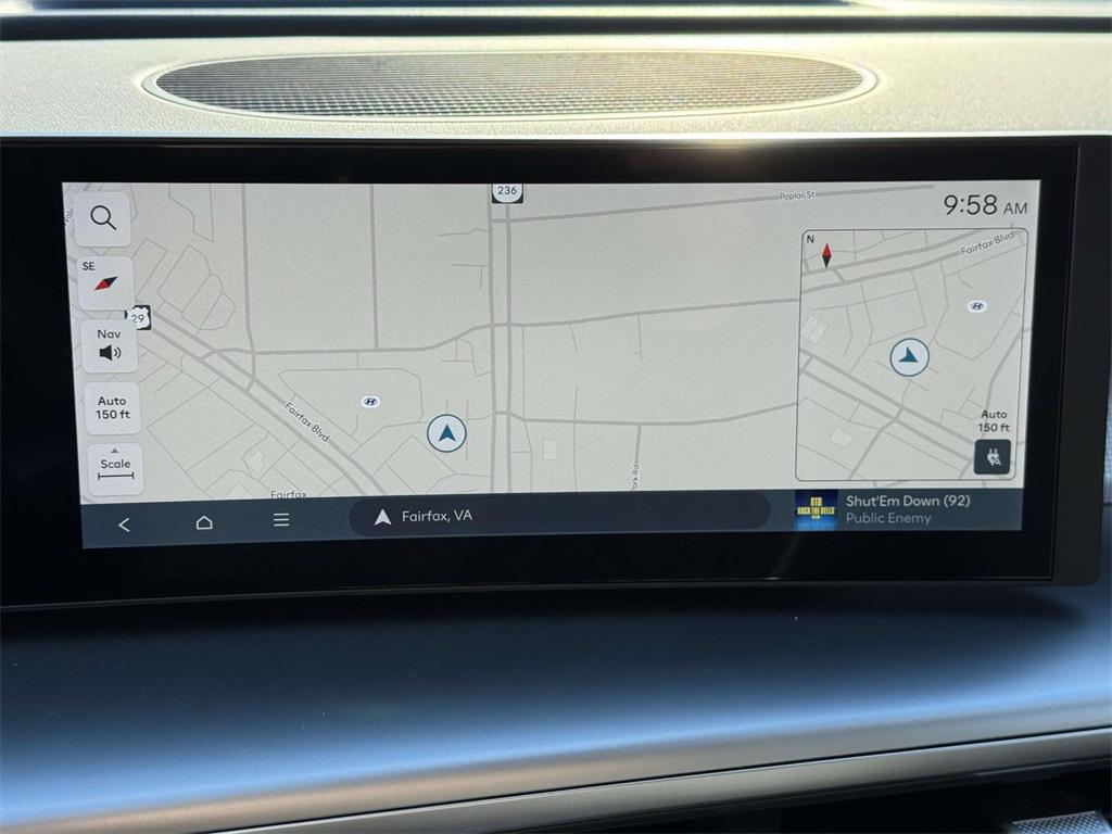 2026 Hyundai Ioniq photo 3