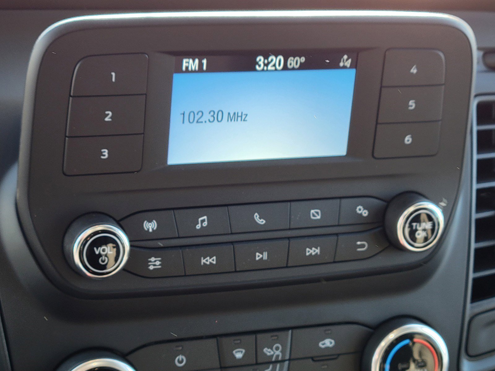 2024 Ford Transit photo 17