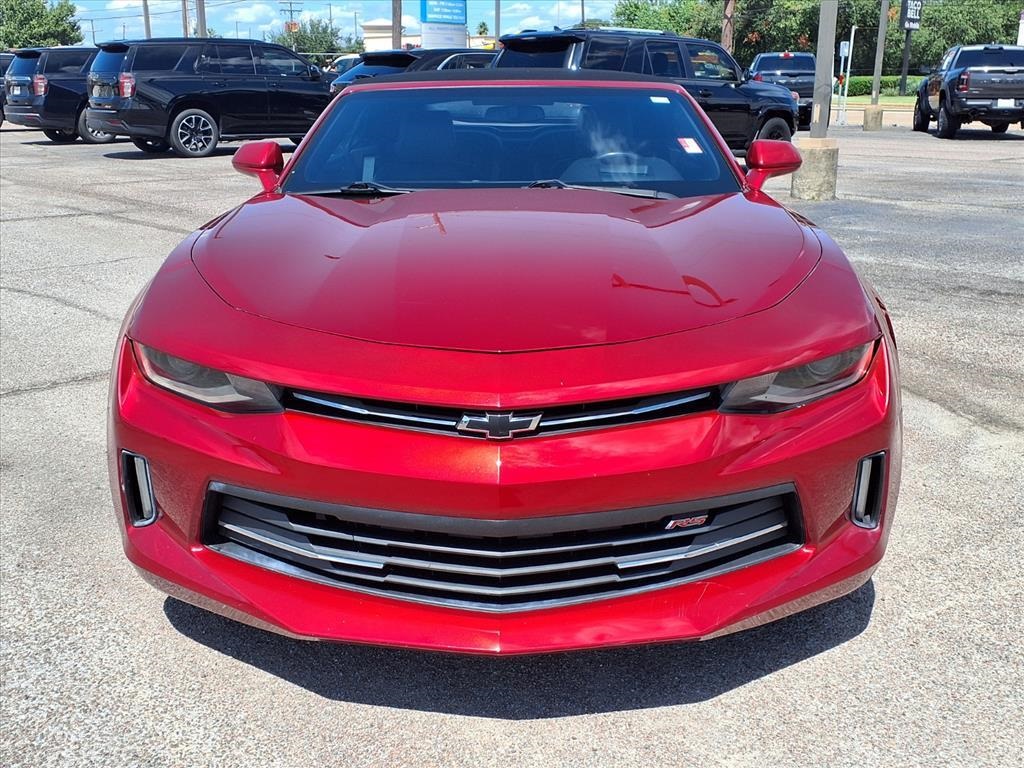 2018 Chevrolet Camaro 2LT photo 18