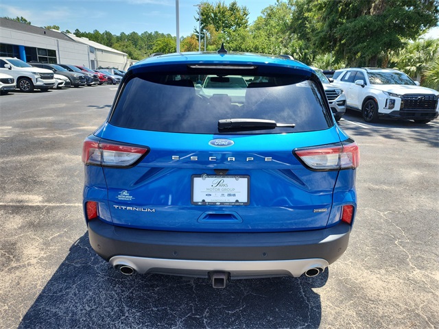 2021 Ford Escape Titanium Hybrid photo 4