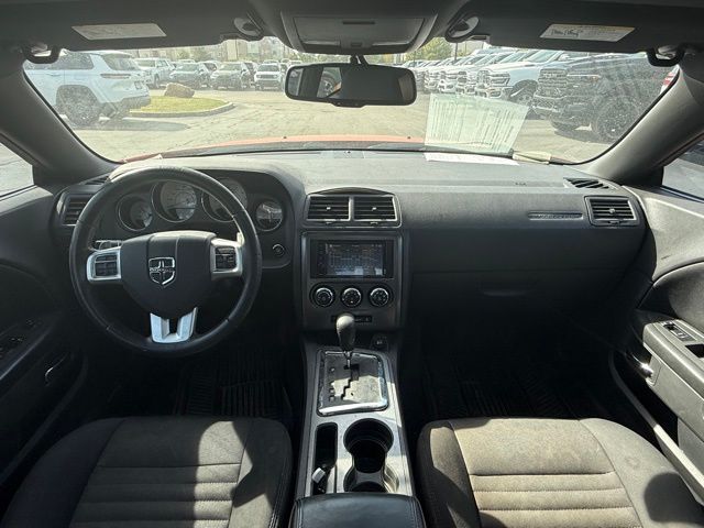 2014 Dodge Challenger R/T photo 20