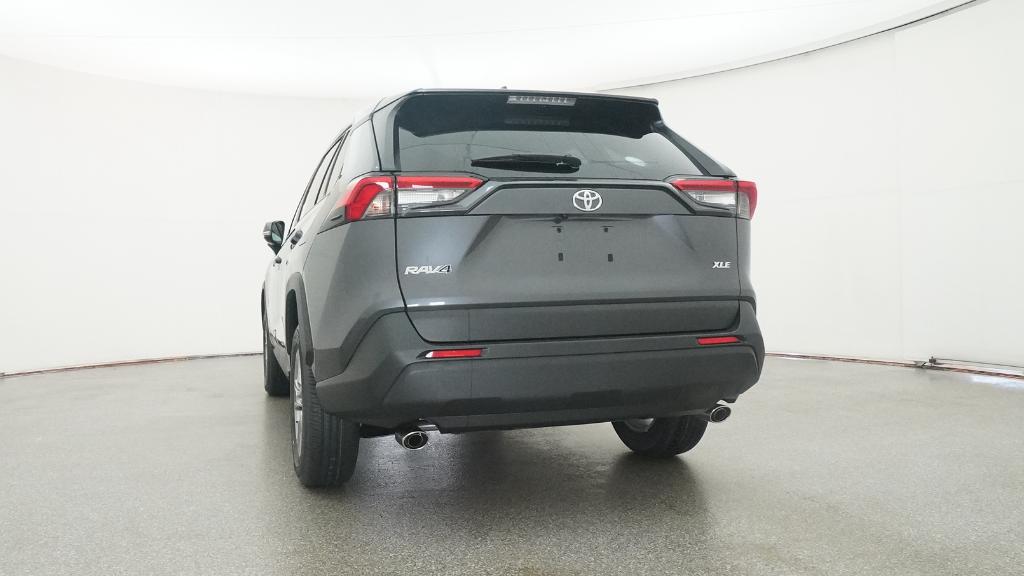 2025 Toyota RAV4 XLE photo 15