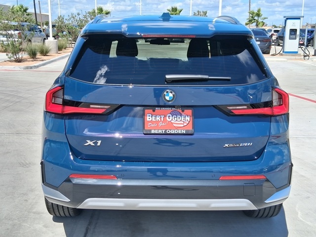 2026 Bmw X1 XDrive28i photo 3