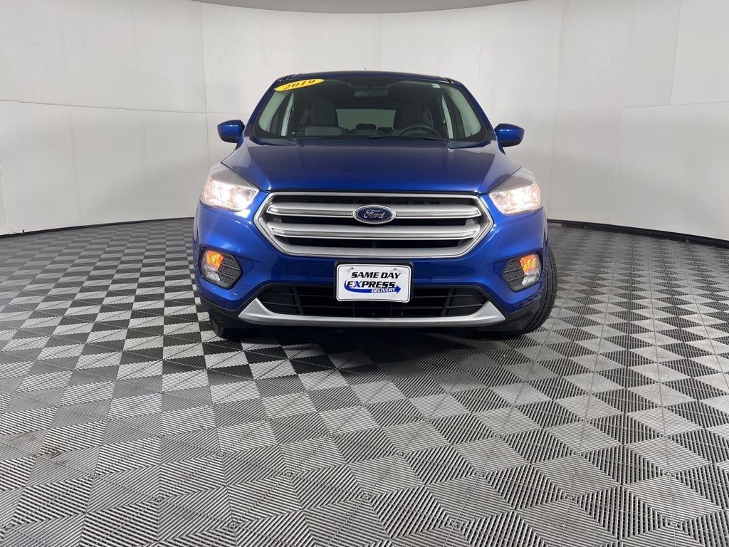 2019 Ford Escape SE photo 2