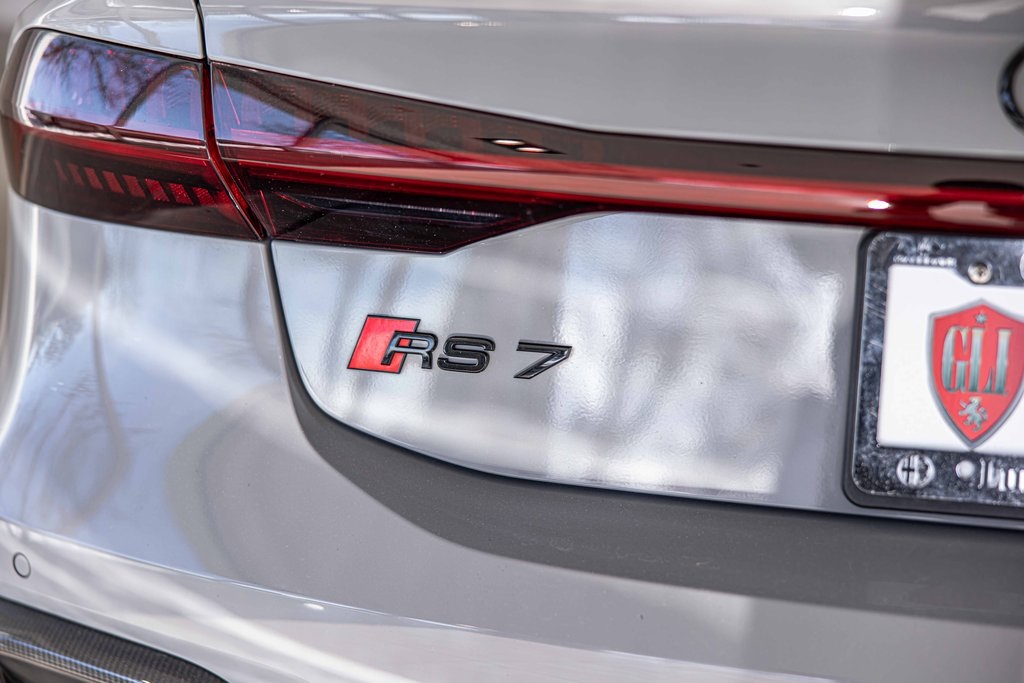 2022 AUDI RS 7 - Image 15