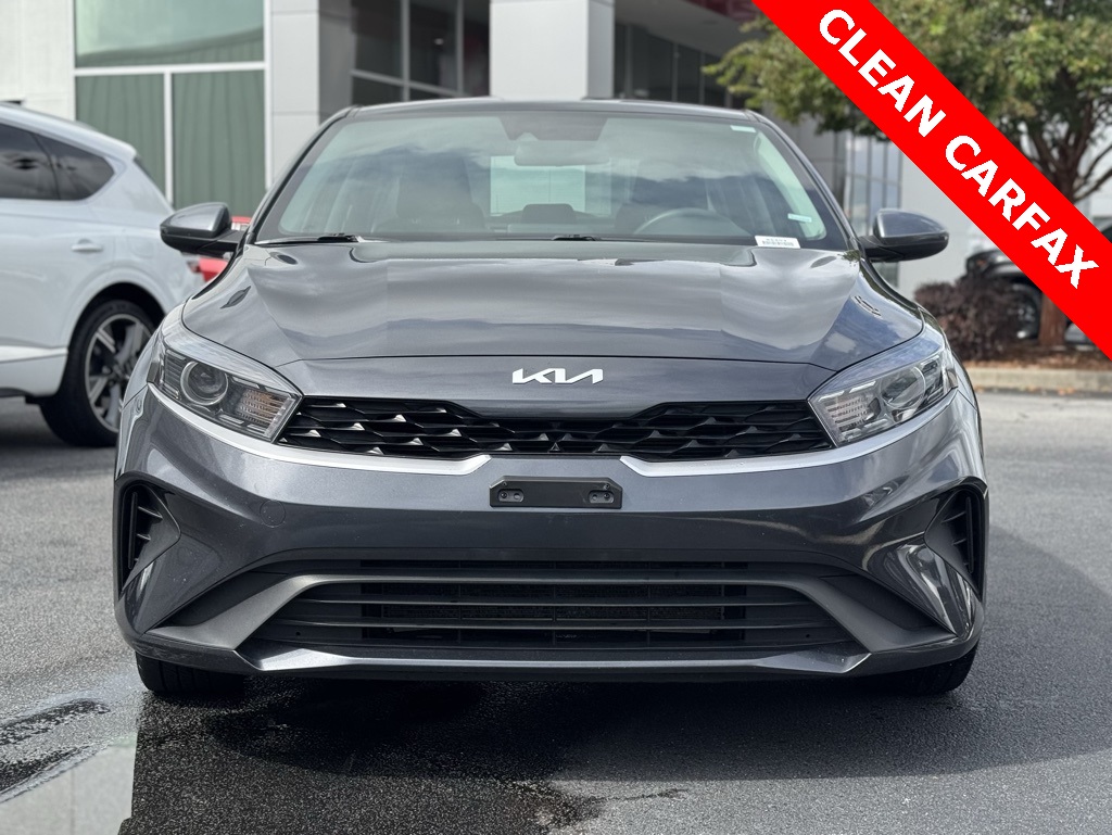 2023 Kia Forte LXS photo 2