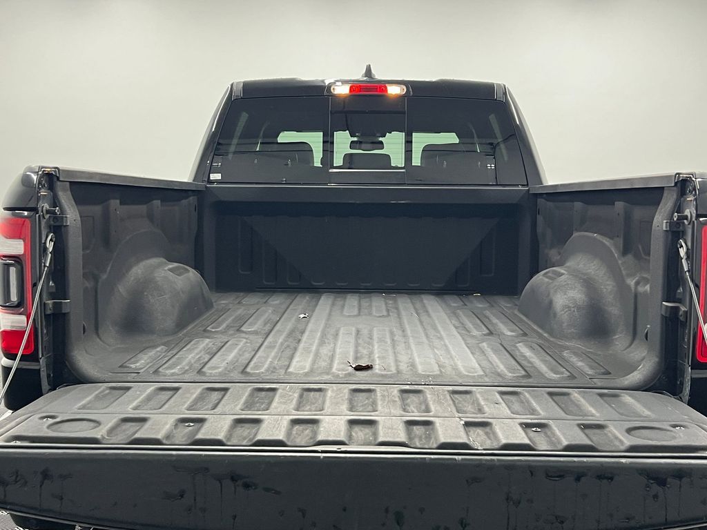 2019 Ram 1500 Laramie photo 21