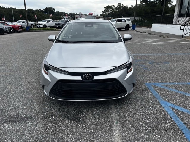 2023 Toyota Corolla LE photo 2