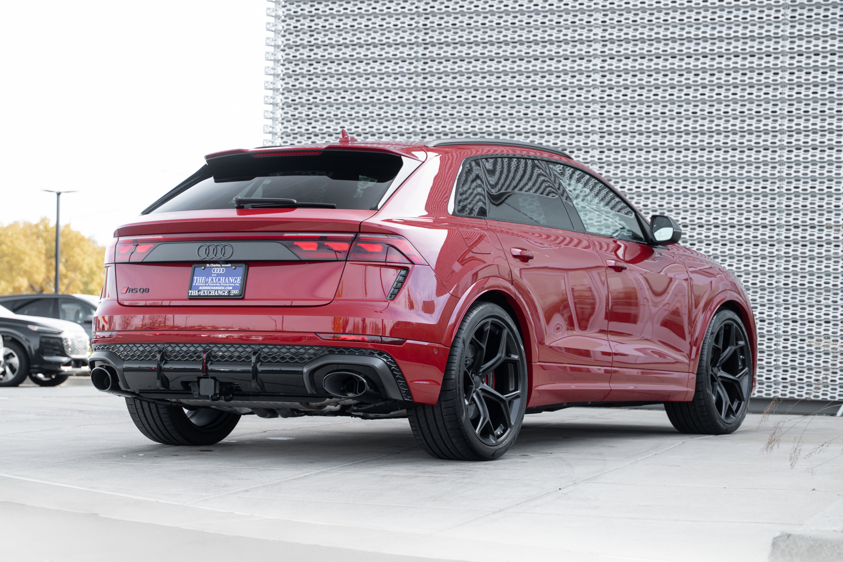 2026 Audi RS Q8 photo 4