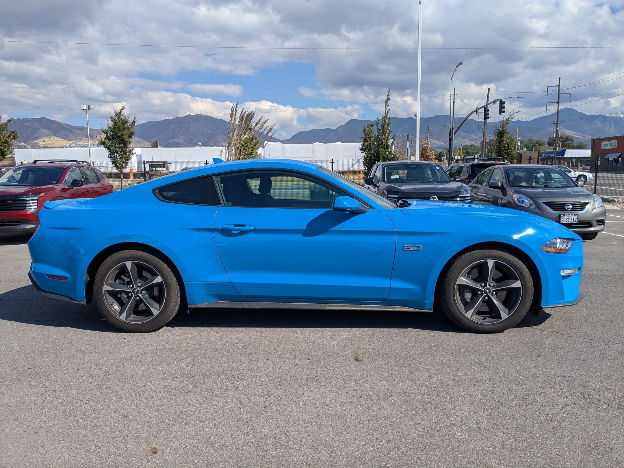 2022 Ford Mustang GT photo 2