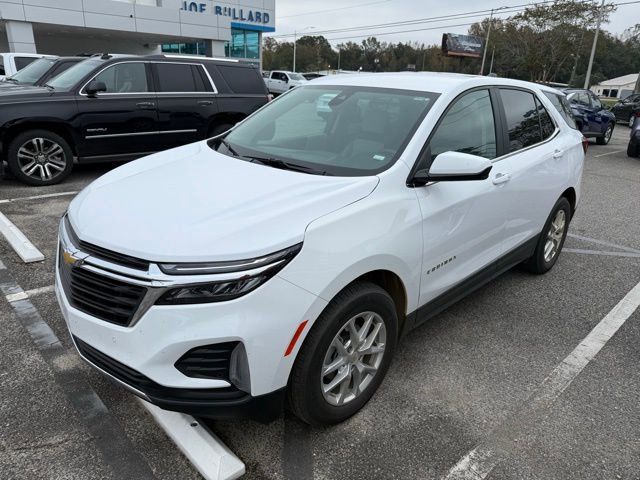 2024 Chevrolet Equinox LT's photo