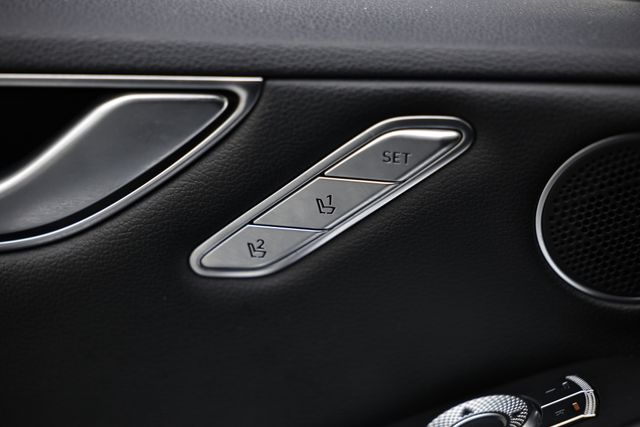 2022 Genesis G80 2.5T AWD photo 14