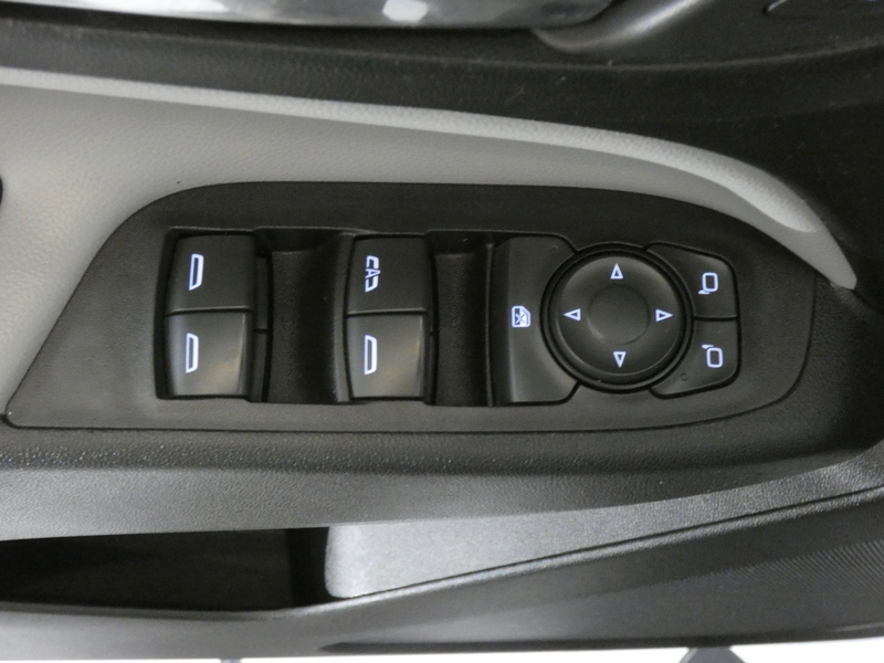 2018 Chevrolet Equinox photo 14
