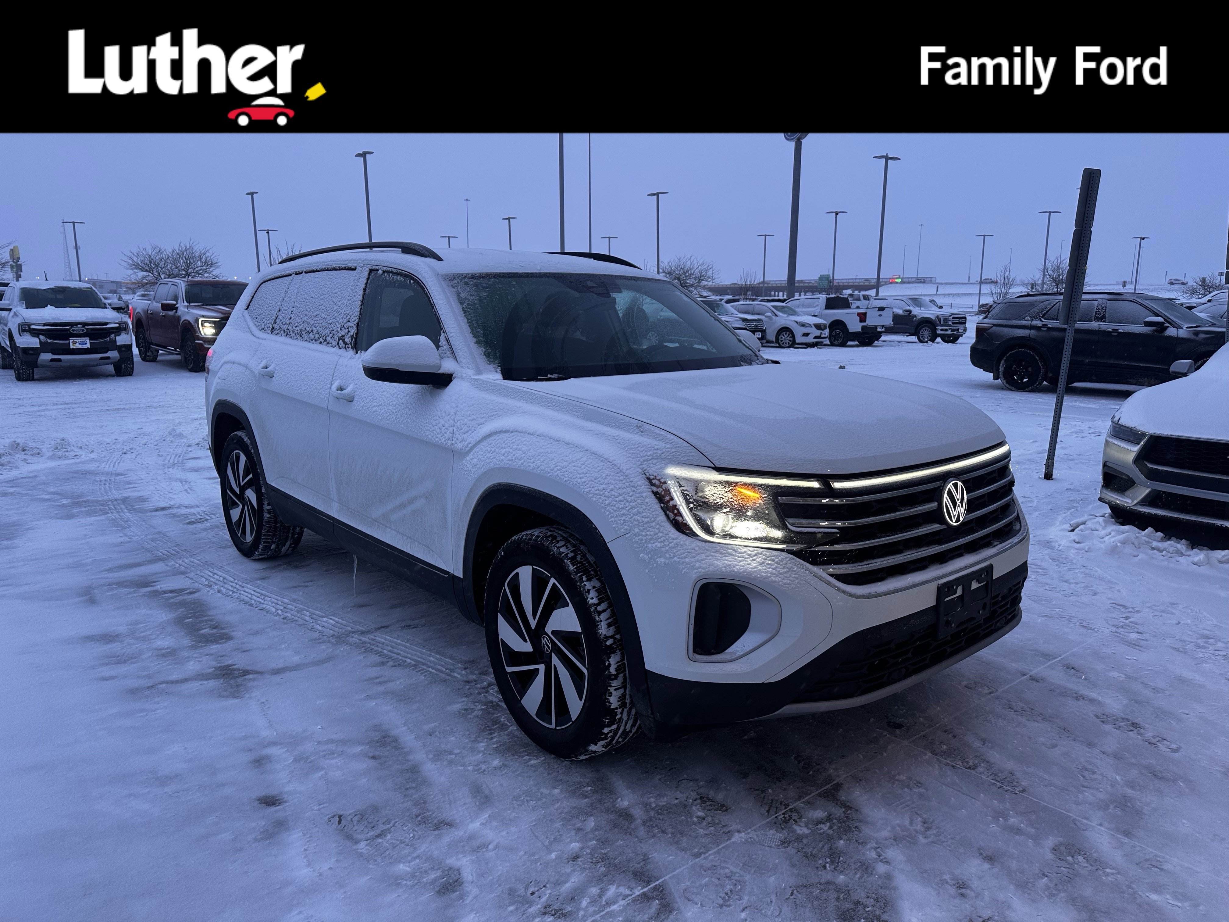 2024 Volkswagen Atlas SE w/Tech's photo